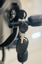 Load image into Gallery viewer, Coolbaby Mall X7 3-Wheel Electric Scooter | 600W Brushless Motor | 48V 20Ah Battery | 3-Seater Mobility Scooter